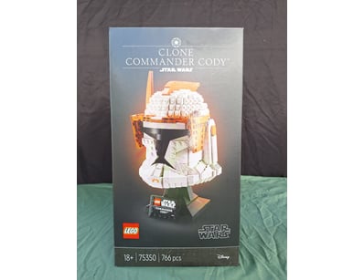 **UNRESERVED** LIFETIME COLLECTION OF LEGO PART... - Lot 197