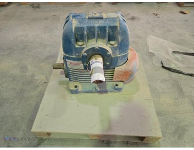 David Brown Industrial Transfer Gear Box

Approx...
