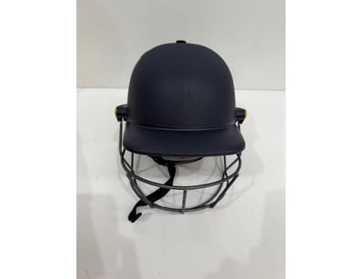 BRAND NEW

RRP $100, Masuri Legacy junior cricke...