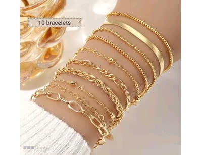 SET OF 10 GOLD STAINLESS STEEL BRACELETS OR ANKLET...