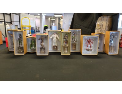 10X EAGLEMOSS MARVEL COLLECTABLE FIGURINES

Item...