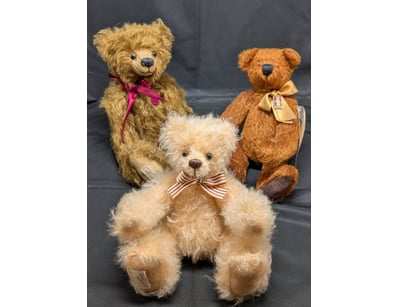 The Curio Collection (A995) - Lot 1166