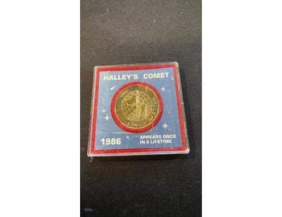 HALLEY’S COMET 1986 TOKEN

Dimensions: Height: 10....