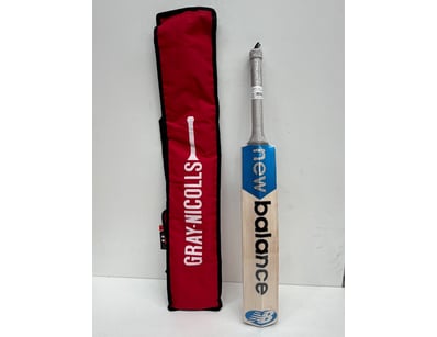 New Balance TC 600 cricket bat in Short Handel (SH...