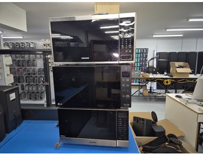 Dyson, Apple & Other Major Brand Reseller Liquid... - Lot 83