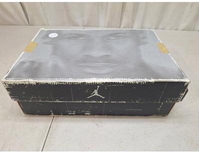 The Curio Collection (A996) - Lot 2008