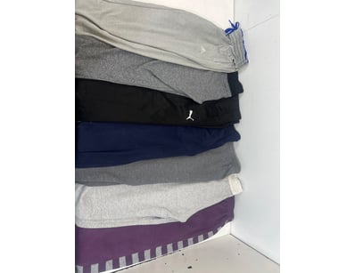 Entire Vintage Clothing Store Liquidation (ON11... - Lot 282