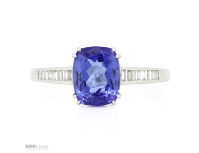 14K WHITE GOLD, TANZANITE AND DIAMOND, DRESS RING....