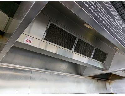 Commercial Restaurant Kitchen Equipment - Busine... - Lot 33