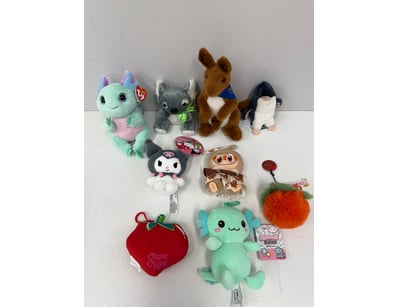 Assorted new soft toys

Sold as lot.