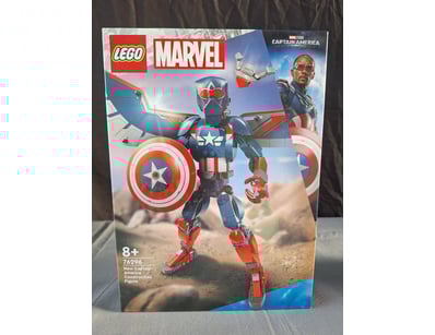 **UNRESERVED** LIFETIME COLLECTION OF LEGO PART... - Lot 229