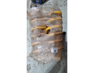 MOSTLY UNRESERVED 4x4 WORKSHOP BUSINESS CLOSURE... - Lot 185