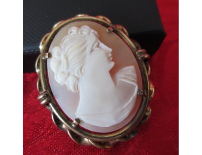 Vintage Estate Jewellery & Collectables (A986) - Lot 28