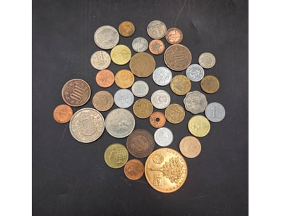 MIXED INTERNATIONAL COIN COLLECTION INCLUDING BRIT...