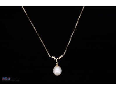 SOUTH SEA PEARL NECKLACE ON 925 SILVER - WITH CERT...