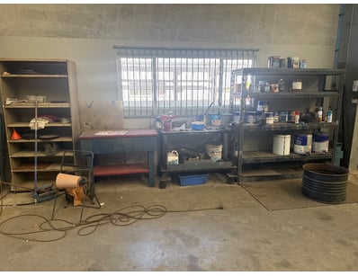 MOSTLY UNRESERVED Machining Engineering Warehou... - Lot 153