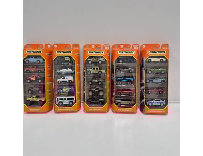 Curios & Collectables (A977) - Lot 8079