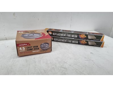 Bundle lot comprising Campfire 4.5 Quart Cast Iron...
