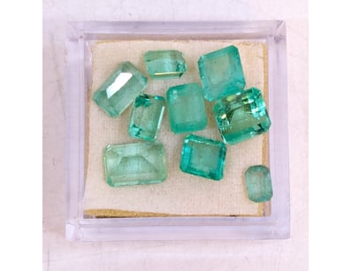 Diamond And Gemstone Market (A987) - Lot 900