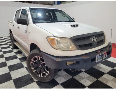 Passenger, Luxury & Commercial Vehicles Auction - Lot 902