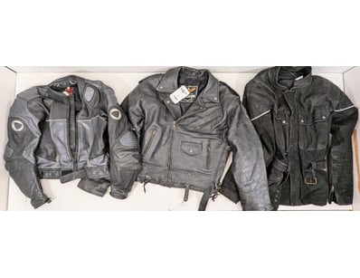 Entire Vintage Clothing Store Liquidation (ON11... - Lot 432