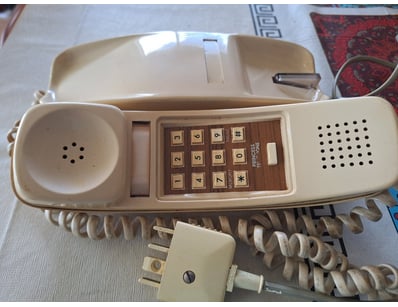 Home Entertainment, Audio & Computers (A998) - Lot 200