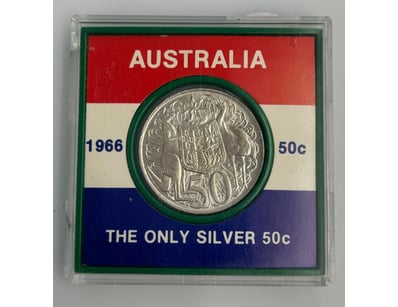 Luxury Pawnbroker Christmas Sale PART 1 (A984) - Lot 909