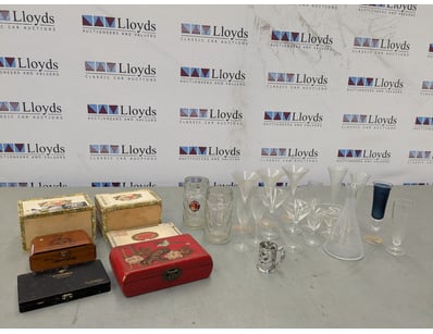 Gadgets & Home, Office Furniture, (WAA978) - Lot 34