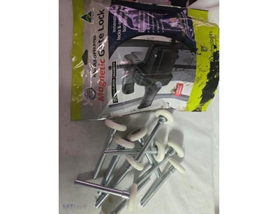 Magnetic Gate Lock