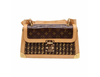 Luxury Designer (A982) - Lot 7400