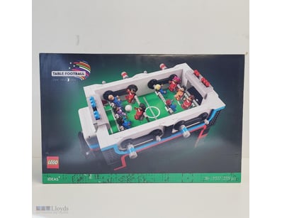 LEGO IDEAS TABLE FOOTBALL SET #21337

Lego Ideas T...
