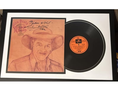 Mancave & Memorabilia (A1003) - Lot 639