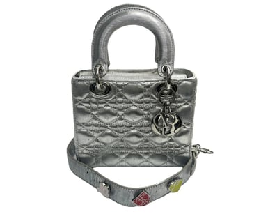 Luxury Pawnbroker Christmas Sale PART 1 (A984) - Lot 110