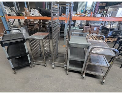 Comprehensive lot of commercial catering equipment...