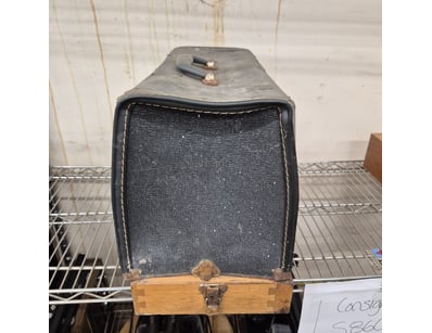 Antique & Vintage Showcase (A979) - Lot 2254