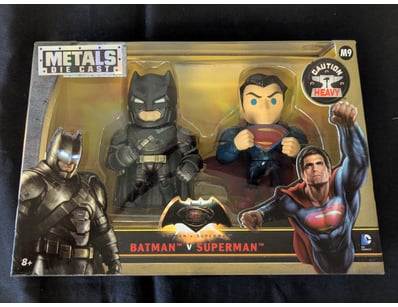 **UNRESERVED** LIFETIME COLLECTION OF LEGO PART... - Lot 599