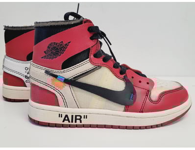 Designer Vault (A999) - Lot 401