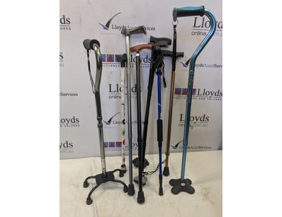 UNRESERVED Airport - Lost Property (A980) - Lot 210