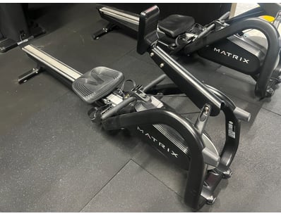 Quality Commercial Gym Equipment - Business Clos... - Lot 30