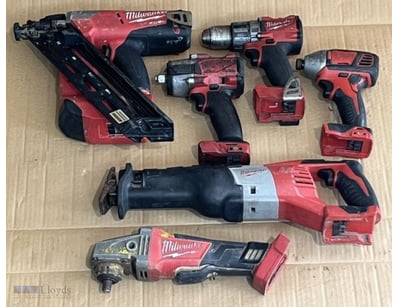 Cordless Milwaukee 18V Tools. 1 X M18 Cn15Ga Naile...