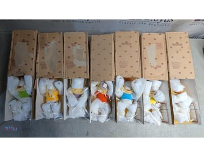 SEVEN ASHTON DRAKE MINIATURE MONKEY DOLLS - COMPLE...
