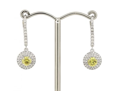Diamonds Are A Woman's Best Friend (A976) - Lot 3002