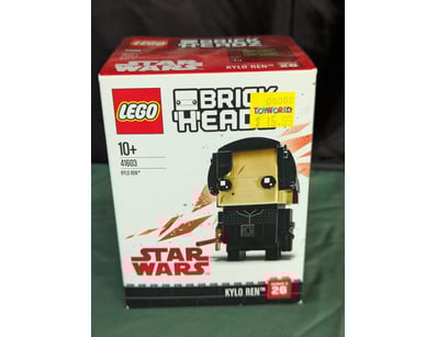 **UNRESERVED** LIFETIME COLLECTION OF LEGO PART... - Lot 206