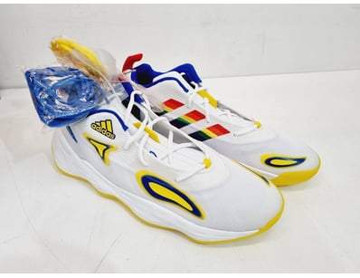 Major Brand Apparel & Footwear Liquidation Even... - Lot 123