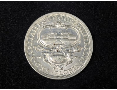 1927 AUSTRALIAN 8 PEARL PARLIAMENT HOUSE FLORIN
...