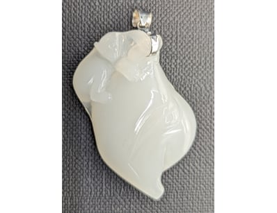 TREATED JADE PENDANT


583010+109



