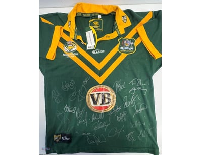 AUSTRALIAN RUGBY LEAGUE KANGAROOS JERSEY SIGNED
...
