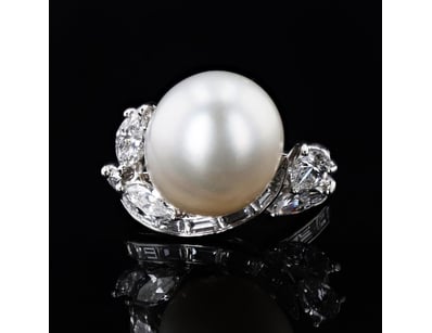 Iconic Elegance - High End Lux Jewellery - Lot 70