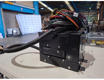 UNRESERVED Trimble Equipment & Accessories Wareh... - Lot 94