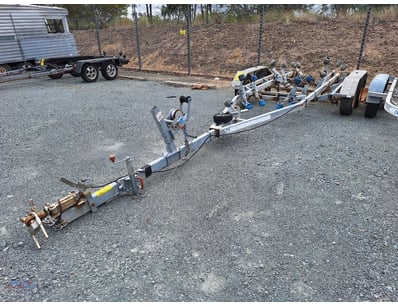 1998 Tinka Boat Trailer 

Year: 1998
Make: TINK...